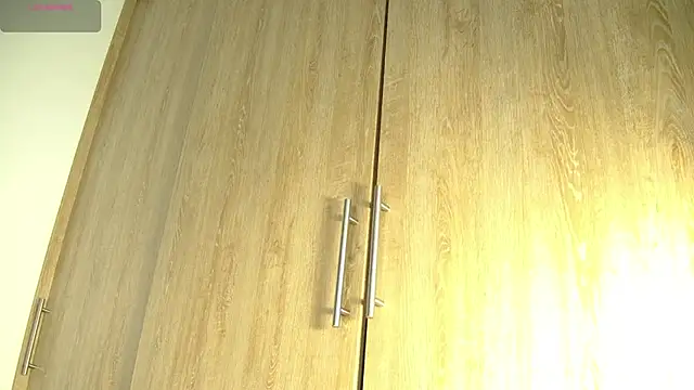 aidaadams online show from 6, 11, 2025