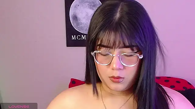 AlexaKimm online show from 13, 4, 2026