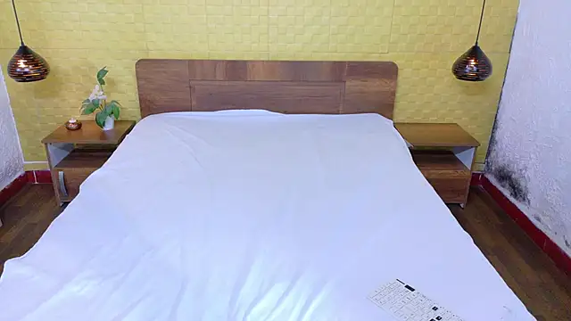 Mrs booty online show from 8, 11, 2025