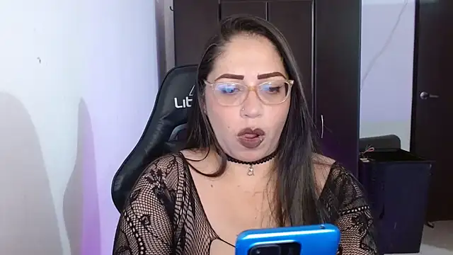 natashasmithe online show from 24, 9, 2025