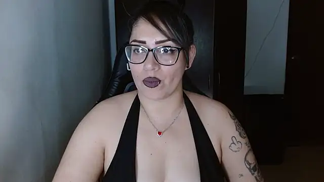 Snapshot of natashasmithe chatting on 18, 5, 2026 natashasmithe online show from 18, 5, 2026