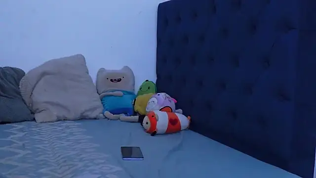 AliciaBasch online show from 8, 10, 2025