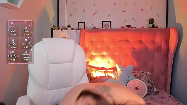  cloe martinez online show from 2, 2, 2025