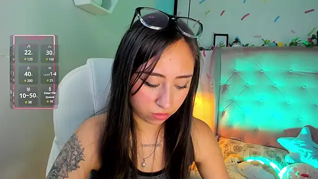  cloe martinez online show from 22, 2, 2025