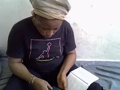 Snapshot of Crystal__Gee chatting on 30, 1, 2025 Crystal Gee online show from 30, 1, 2025