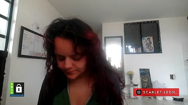 Snapshot of Scarletleon77 chatting on 14, 1, 2026 Scarletleon77 online show from 14, 1, 2026