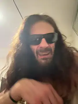 Snapshot of Sluckkkbigdk chatting on 4, 4, 2026 Sluckkkbigdk online show from 4, 4, 2026