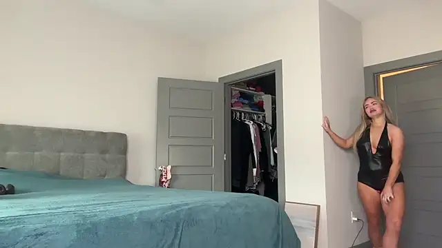 ElenaErickson online show from 12, 2, 2025