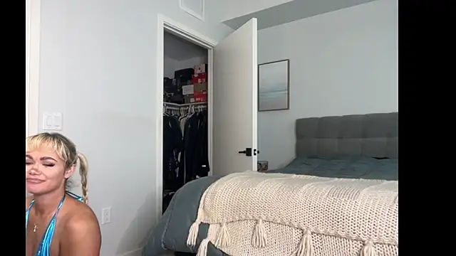 ElenaErickson online show from 9, 3, 2026