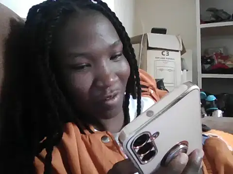 Snapshot of just_nala chatting on 5, 5, 2026 just nala online show from 5, 5, 2026