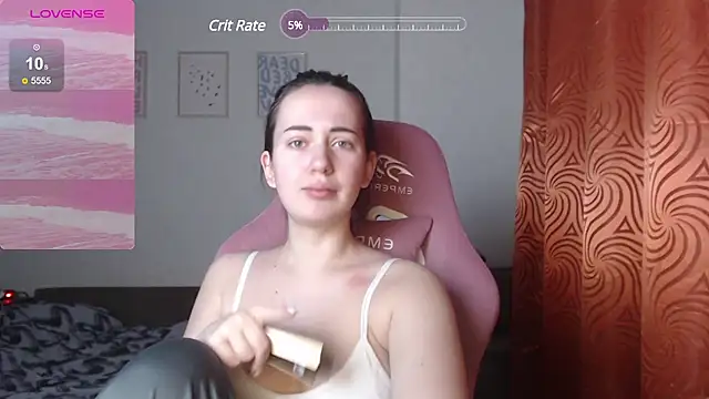 Snapshot of SweetieKendl chatting on 10, 3, 2025 SweetieKendl online show from 10, 3, 2025