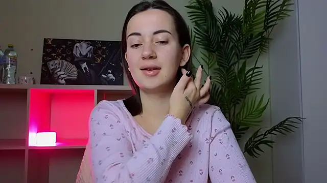 SweetieKendl online show from 24, 2, 2026