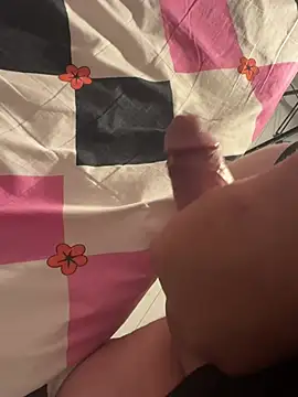 carlosss123987 online show from 6, 4, 2026