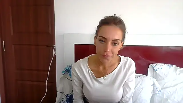 josiexcx online show from 16, 3, 2026