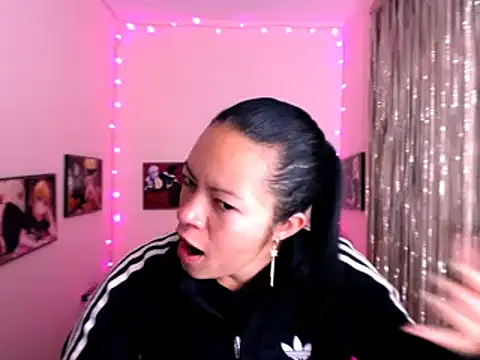 Cristal w online show from 21, 1, 2025