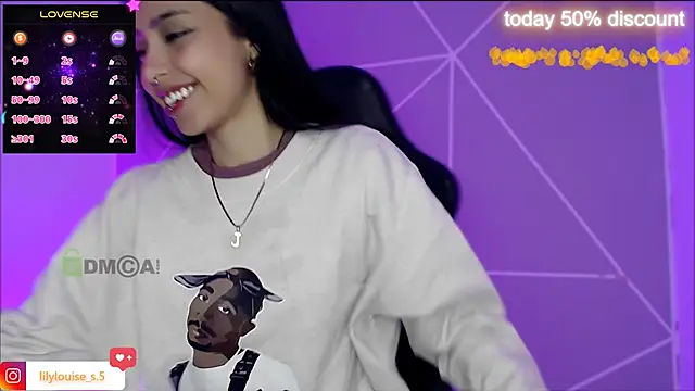 lilylouisee online show from 3, 12, 2025