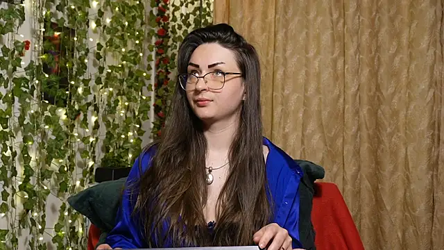 Snapshot of NaughtYHomemadE chatting on 3, 5, 2026 NaughtYHomemadE online show from 3, 5, 2026