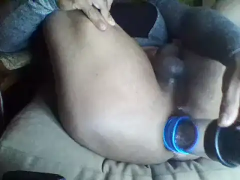 SissyChulo online show from 20, 4, 2026