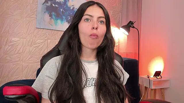 Snapshot of magic_fernanda chatting on 21, 12, 2024 magic fernanda online show from 21, 12, 2024