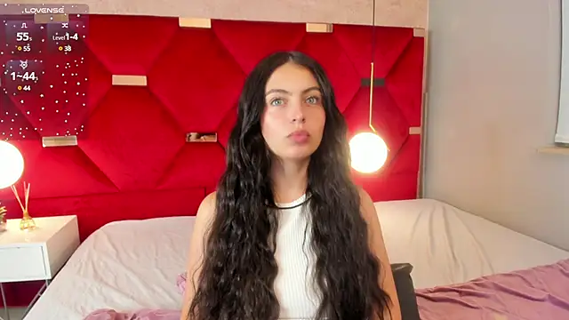 Snapshot of magic_fernanda chatting on 18, 2, 2025 magic fernanda online show from 18, 2, 2025