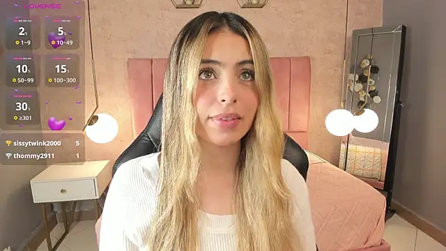 Snapshot of magic_fernanda chatting on 18, 9, 2025 magic fernanda online show from 18, 9, 2025