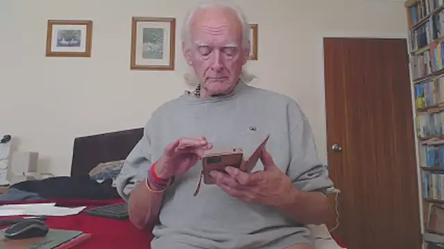 WaverlyKernow online show from 26, 10, 2025