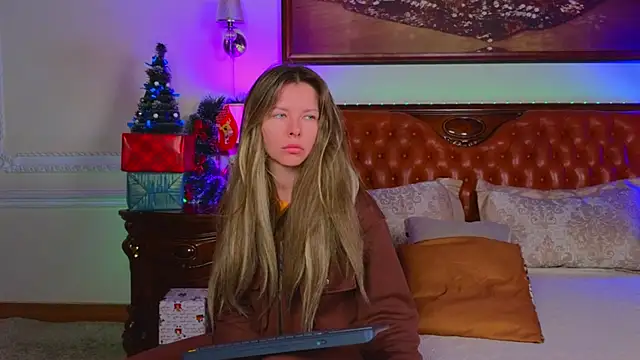 Real Tini online show from 20, 12, 2025