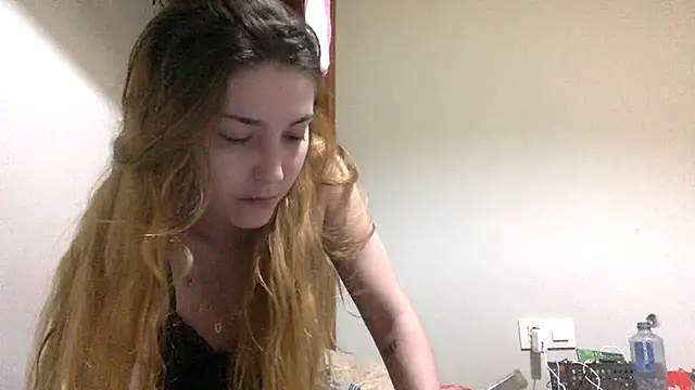 Snapshot of lilafg chatting on 7, 6, 2026 lilafg online show from 7, 6, 2026