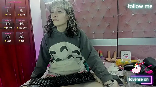 neeko princes online show from 28, 11, 2025