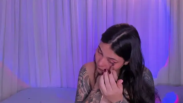 Snapshot of sweett_dirty chatting on 3, 3, 2026 sweett dirty online show from 3, 3, 2026