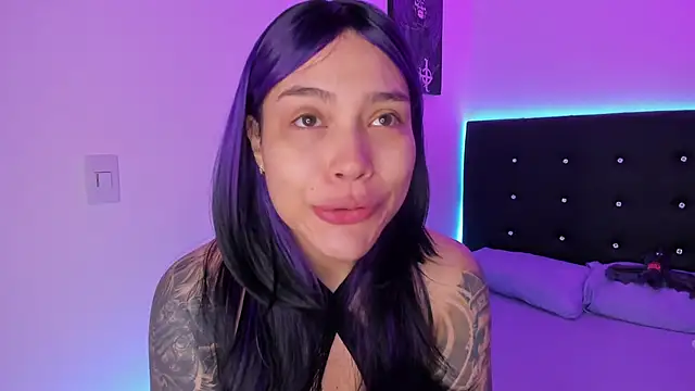 Snapshot of sweett_dirty chatting on 12, 4, 2026 sweett dirty online show from 12, 4, 2026