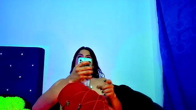 Aliice Doll online show from 1, 10, 2025