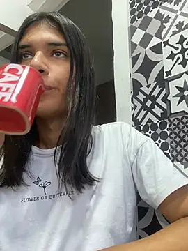 Snapshot of mariy_ chatting on 21, 1, 2025 mariy  online show from 21, 1, 2025