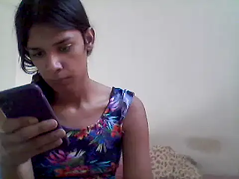 Snapshot of mariy_ chatting on 5, 3, 2025 mariy  online show from 5, 3, 2025