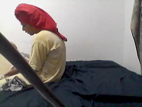 Snapshot of mariy_ chatting on 4, 10, 2025 mariy  online show from 4, 10, 2025