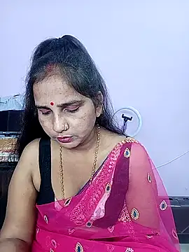 reemacouple007 online show from 2, 4, 2026