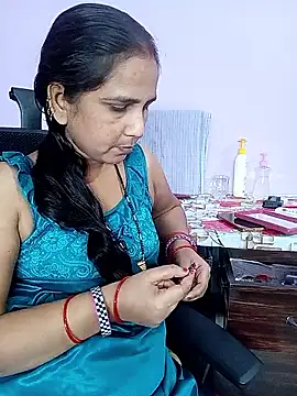 Snapshot of reemacouple007 chatting on 18, 4, 2026 reemacouple007 online show from 18, 4, 2026