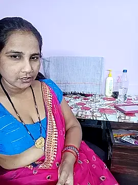 Snapshot of reemacouple007 chatting on 20, 4, 2026 reemacouple007 online show from 20, 4, 2026