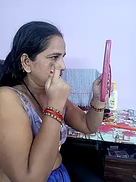 Snapshot of reemacouple007 chatting on 2, 5, 2026 reemacouple007 online show from 2, 5, 2026