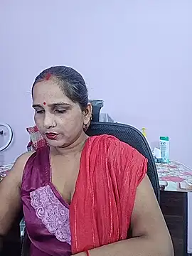 Snapshot of reemacouple007 chatting on 13, 5, 2026 reemacouple007 online show from 13, 5, 2026