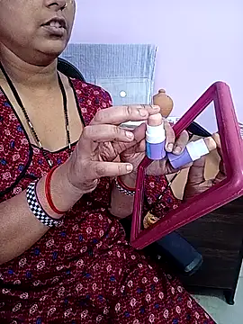 Snapshot of reemacouple007 chatting on 19, 5, 2026 reemacouple007 online show from 19, 5, 2026