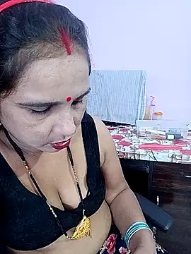 Snapshot of reemacouple007 chatting on 28, 5, 2026 reemacouple007 online show from 28, 5, 2026