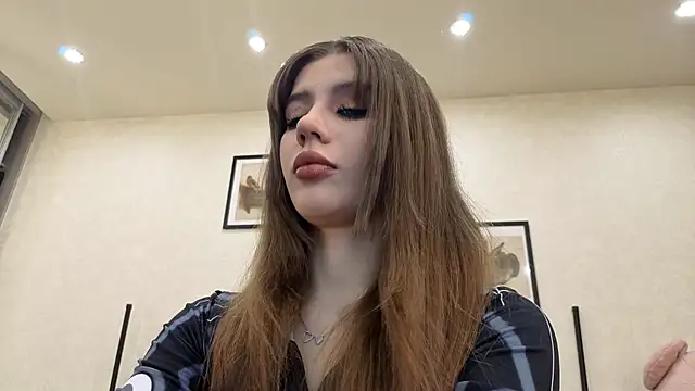 Snapshot of dolly_ll chatting on 30, 4, 2026 dolly ll online show from 30, 4, 2026