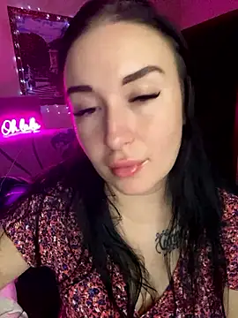 Snapshot of Roxana_Bell chatting on 4, 12, 2024 Roxana Bell online show from 4, 12, 2024