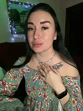 Snapshot of Roxana_Bell chatting on 21, 12, 2024 Roxana Bell online show from 21, 12, 2024