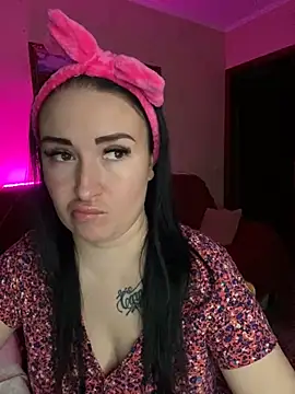 Snapshot of Roxana_Bell chatting on 25, 2, 2025 Roxana Bell online show from 25, 2, 2025