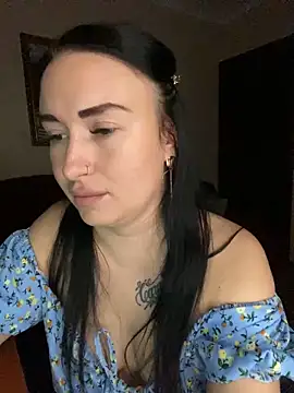 Snapshot of Roxana_Bell chatting on 27, 10, 2025 Roxana Bell online show from 27, 10, 2025