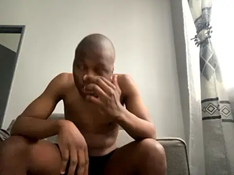 liluxxx32 online show from 14, 1, 2026