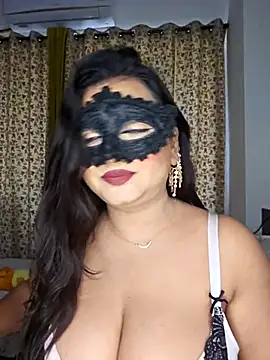 Snapshot of Blossam_07 chatting on 18, 12, 2025 Blossam 07 online show from 18, 12, 2025