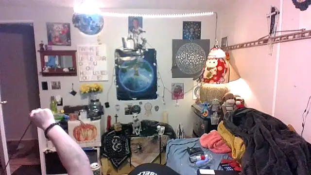 BobbyQ29 online show from 18, 12, 2025